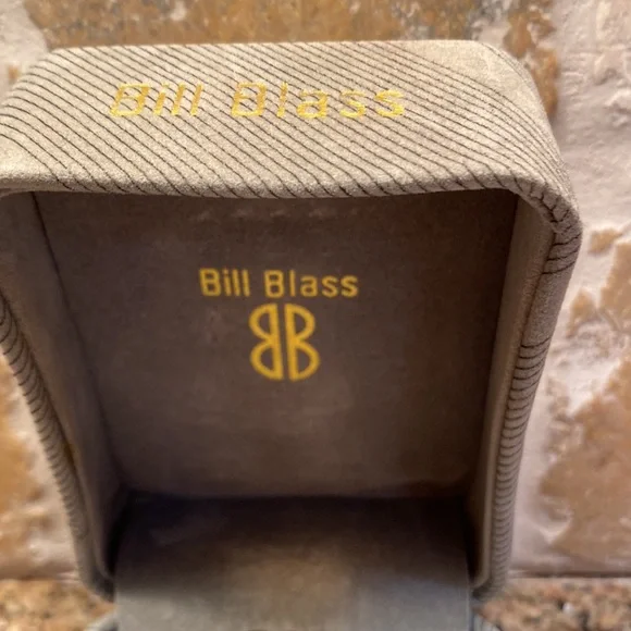 Vintage Men’s Watch-Bill Blass Brand - Picture 3 of 5